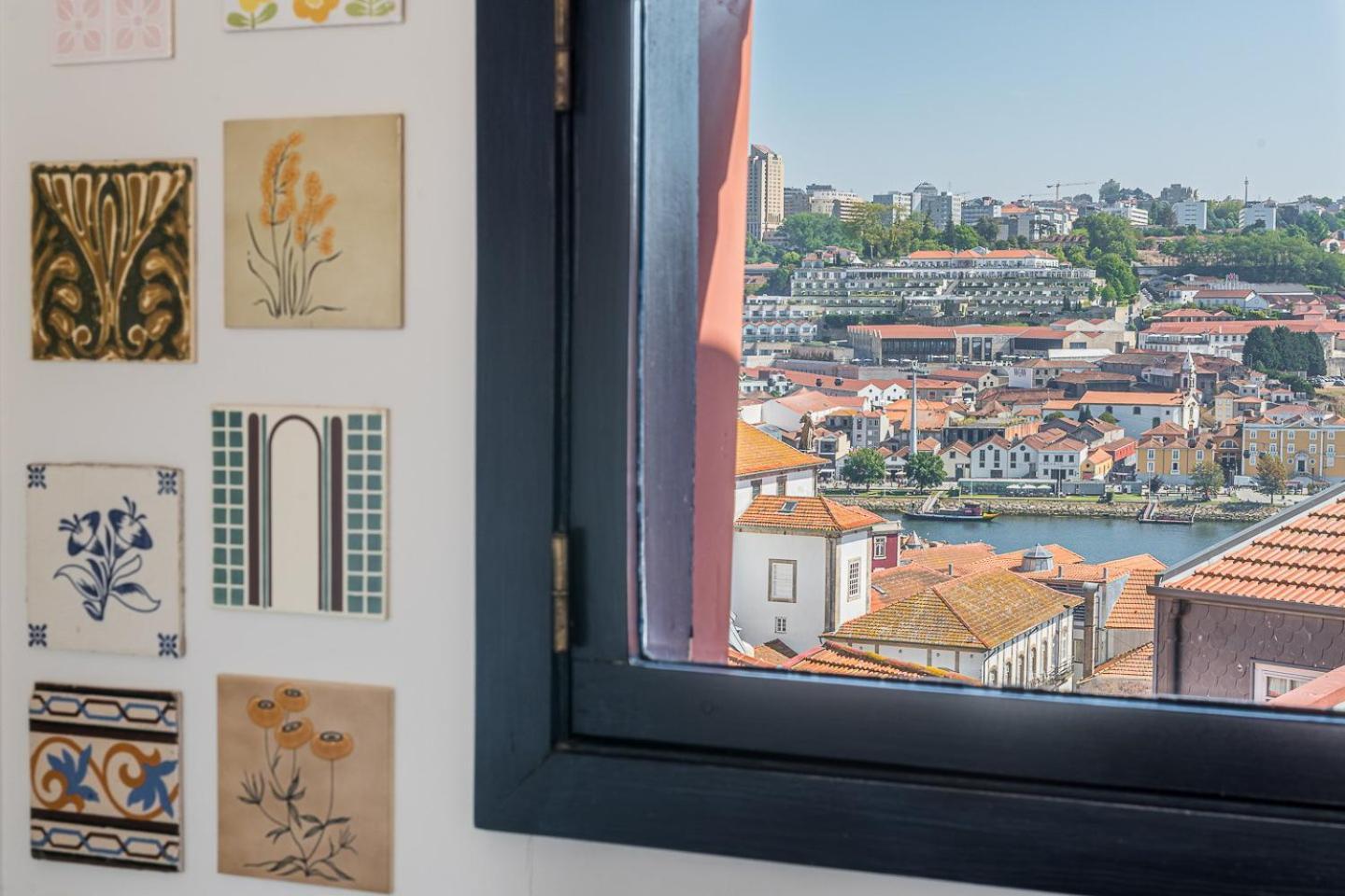 Guestready - Modern Comfort In Downtown Porto Eksteriør billede