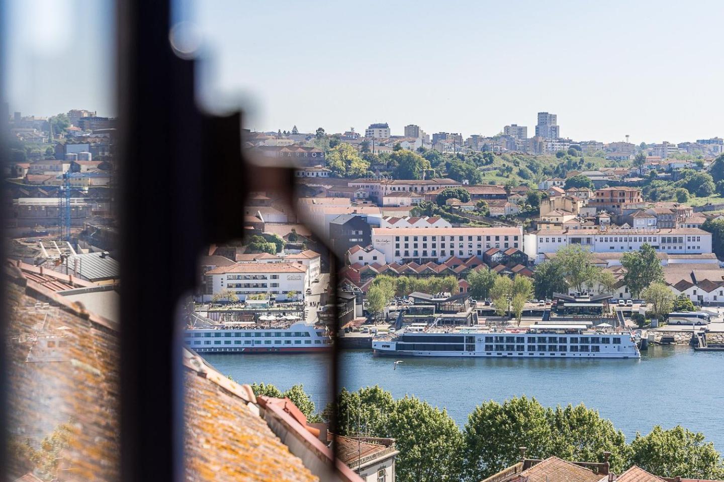 Guestready - Modern Comfort In Downtown Porto Eksteriør billede